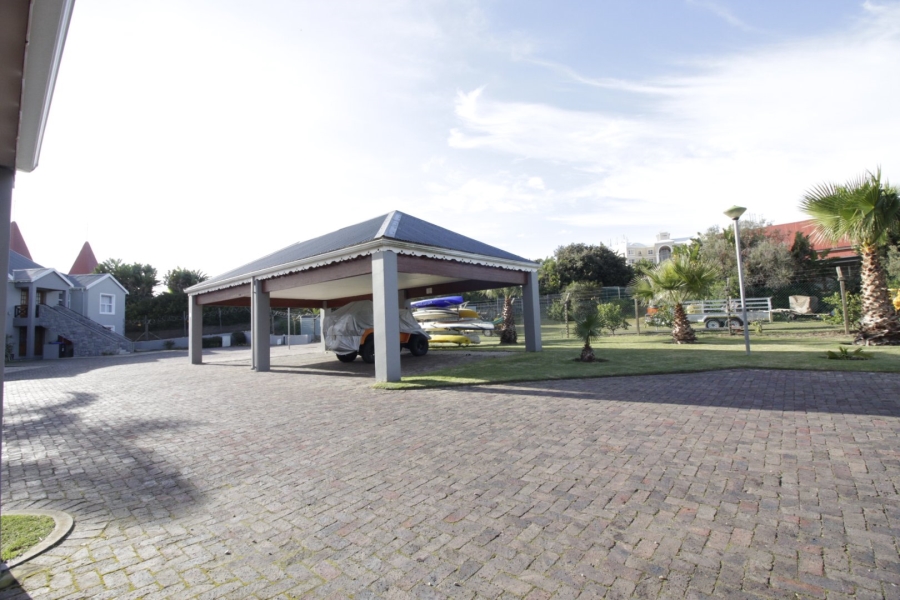 2 Bedroom Property for Sale in Marina Martinique Eastern Cape
